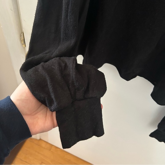 Reformation sweater - Picture 2 of 6